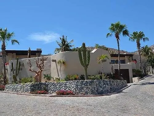 Dorado 4*